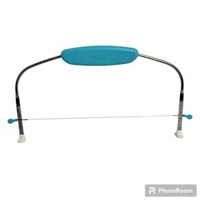 Wilton Cake Leveler Blue Plastic Handle